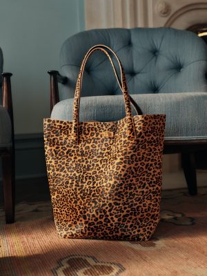 Dana Pony Hair Tote in Leopard