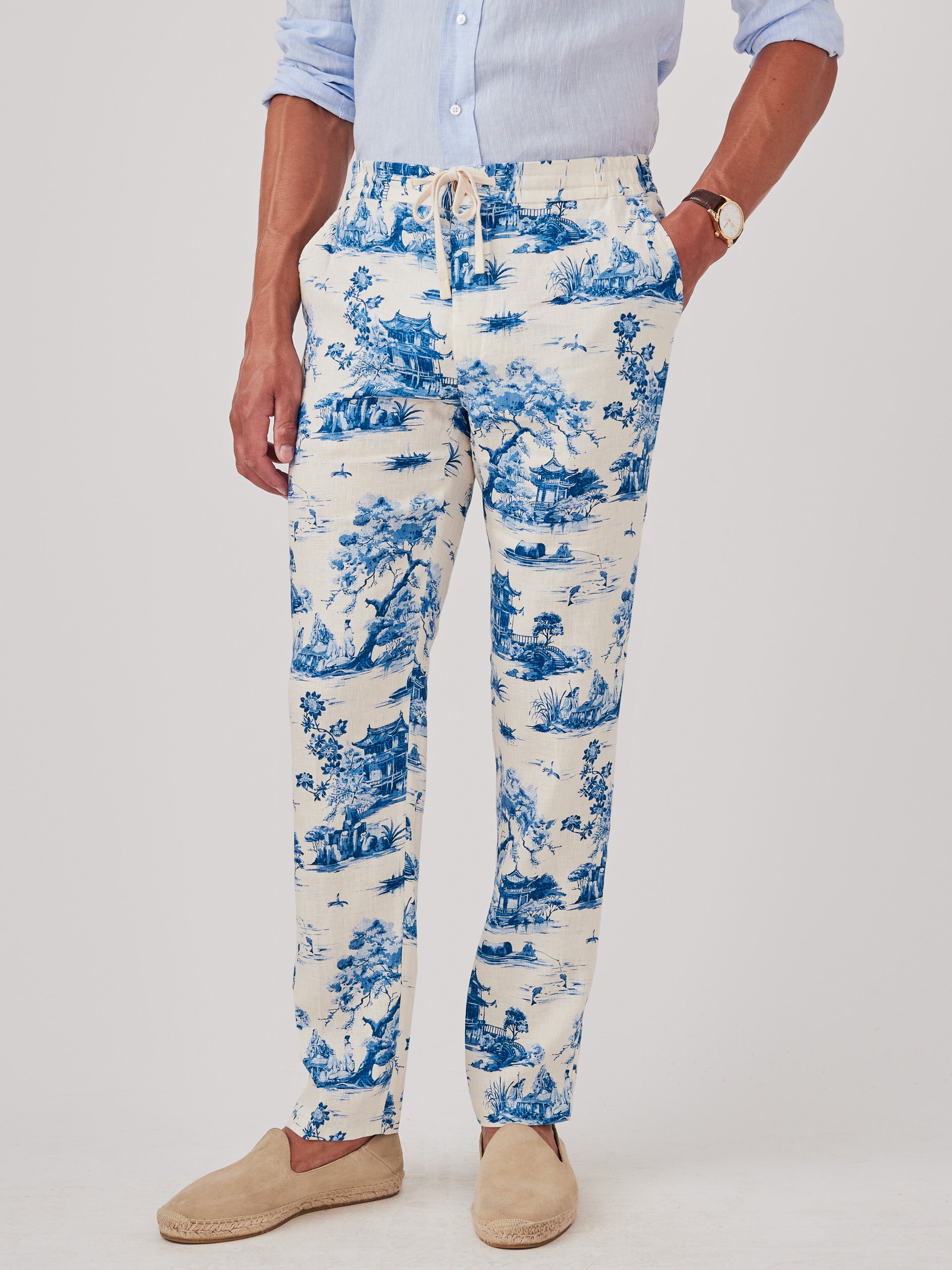 callistair_0229736258_imperial_toile_off_white_blue_019-1